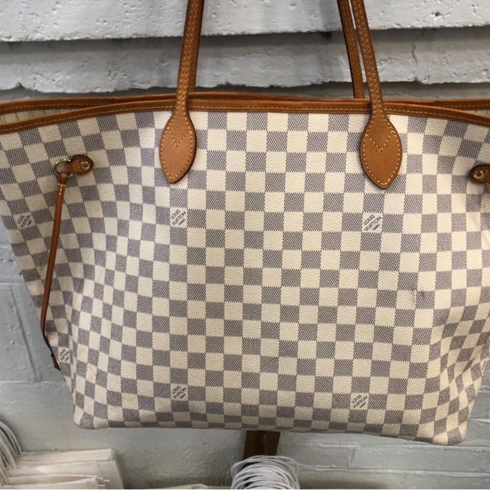 Louis Vuitton Neverfull PM Damier
